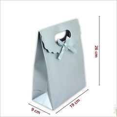 El Geçmeli Karton Çanta 26 x 19 x 9 cm, Mat Gümüş - 12 Adet