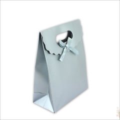 El Geçmeli Karton Çanta 26 x 19 x 9 cm, Mat Gümüş - 12 Adet