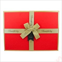 Fiyonklu Kutu Orta Boy, 29 x 21 x 9 cm - Kırmızı