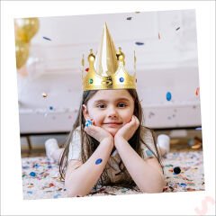 Plastik Kral Tacı - Altın