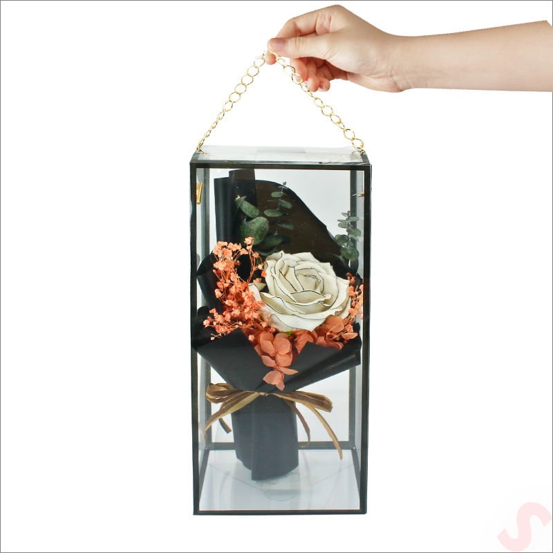 PVC Kutulu Beyaz Lüks Güllü Kuru Çiçek Buketi,26cmx12cm