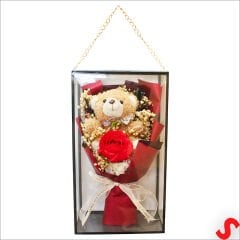 PVC Kutulu,Pelüş Ayıcık ve Kırmızı Güllü Kuru Çiçek Buketi 32cmx18cm