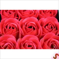 12 Adet Yapay Gül ve Kalp Kolyeli, Çantalı Kutu Seti, Siyah